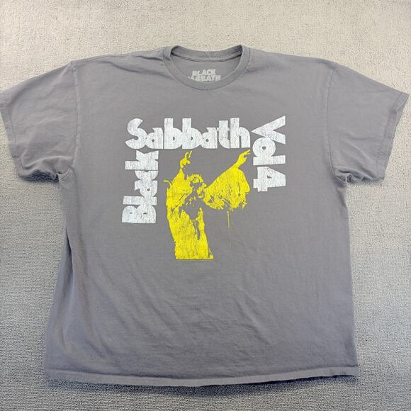 Black Sabbath Vol. 4 Band T-Shirt Men's XXL Gray Graphic Print Classic Rock Worn - Picture 1 of 7
